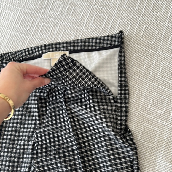 NWT Michael Kors Cropped Check Pintuck Pant - Picture 8 of 10